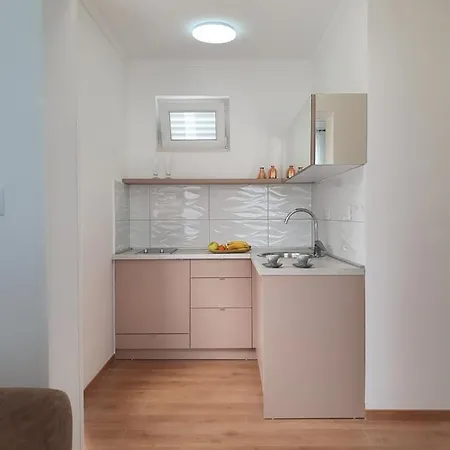 Apartman Cvijeta Appartamento *